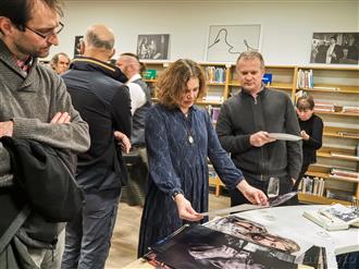 Vernisáž a koncert v knihovně Liteň 52 52