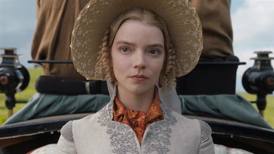 Anya Taylor-Joy jako Emma